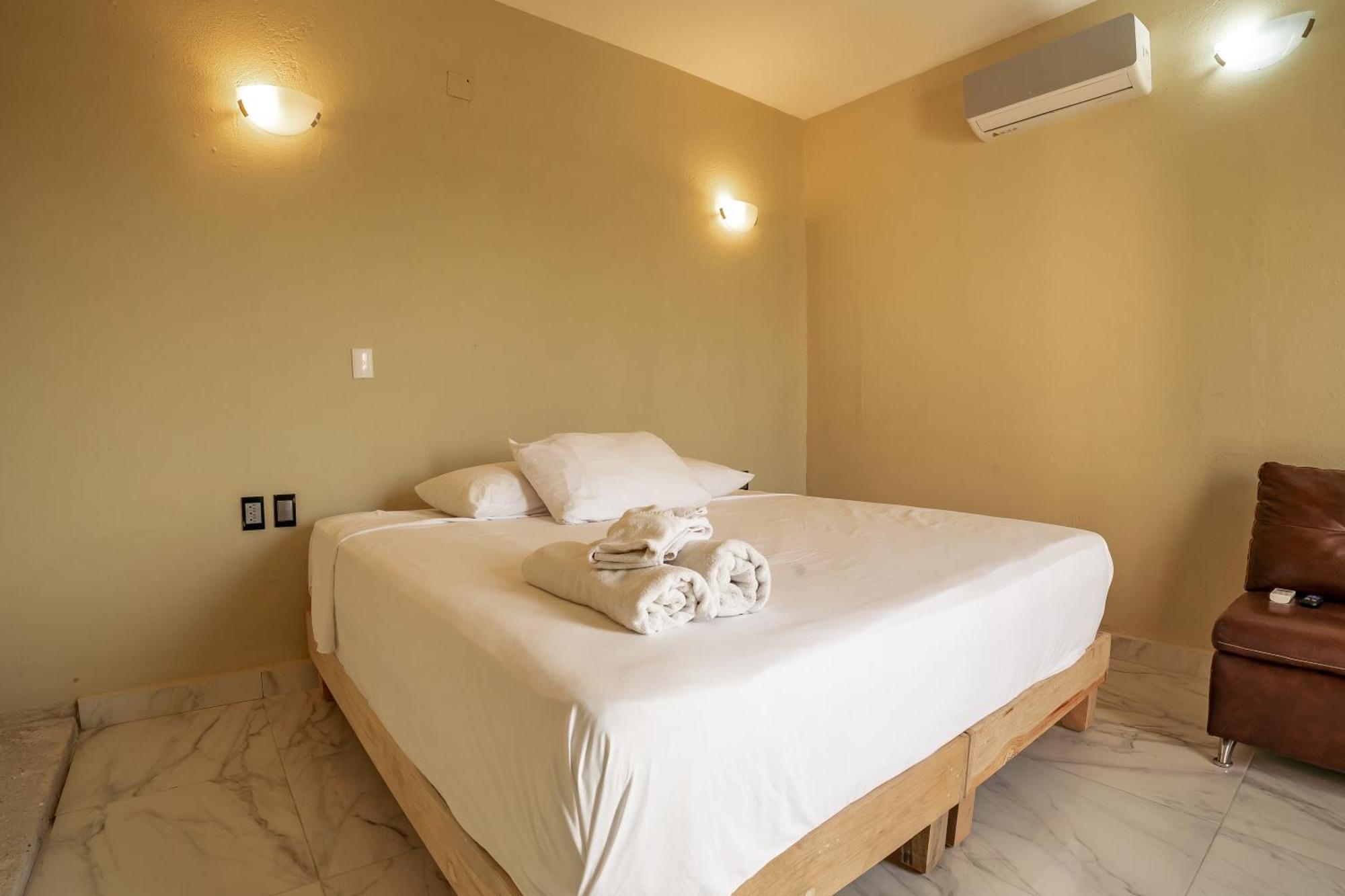 Guitarra Inn Brisas de Zicatela Екстер'єр фото